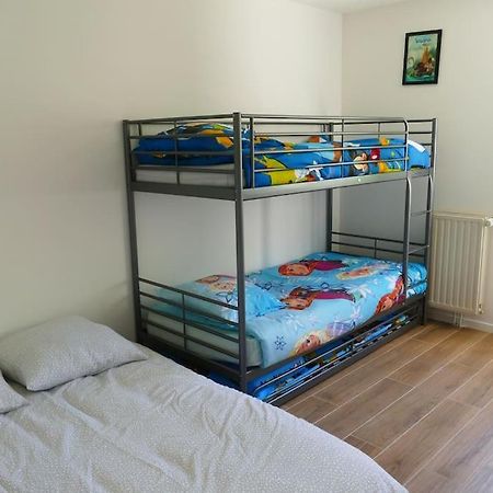 Disneyland Paris, Appartement 70M², Parking Prive Serris Eksteriør billede