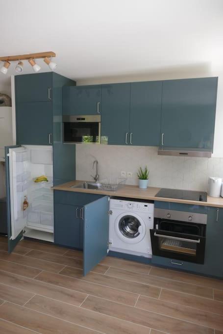 Disneyland Paris, Appartement 70M², Parking Prive Serris Eksteriør billede
